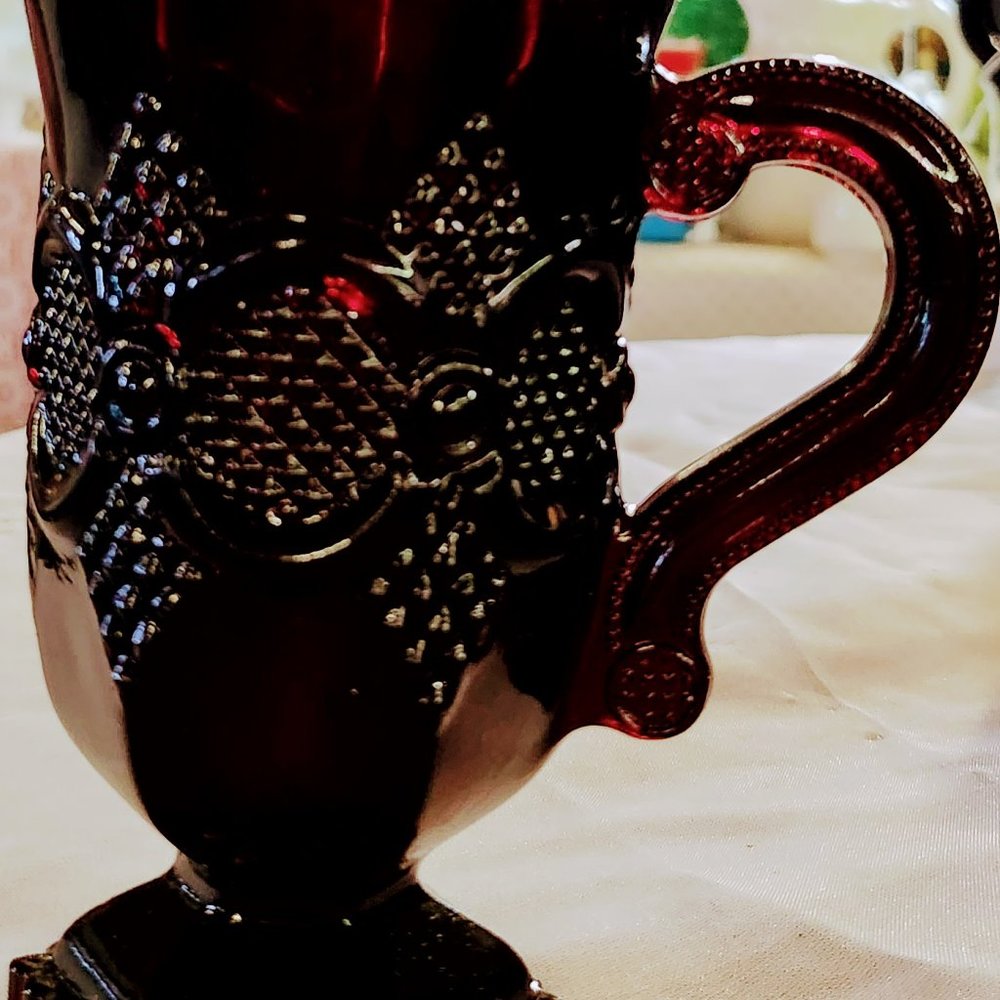 AVON Cape Cod 1876 Collection Pedestal Mugs